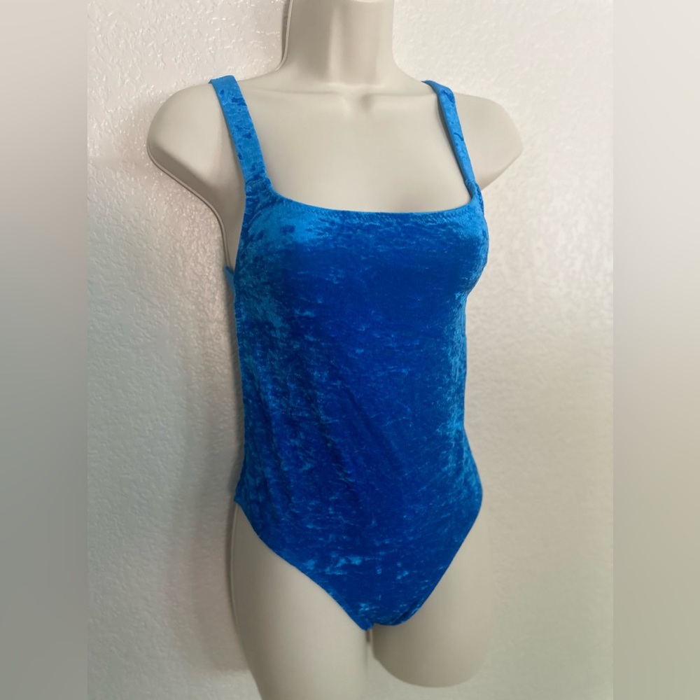 🆕 FREE PEOPLE X SOLID & STRIPED BLUE VELVET TONI ONE PIECE